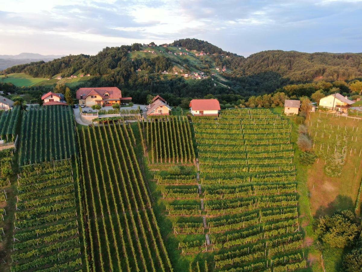 Vineyard Cottage Urban Mirna Exterior photo
